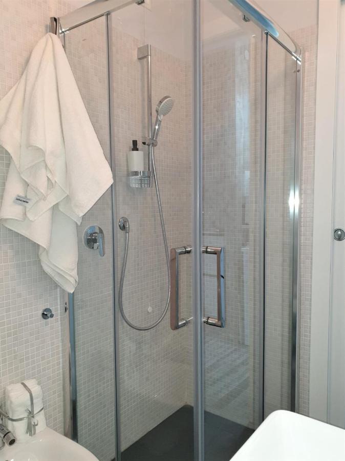 Azur Apartment Sirmione Luaran gambar